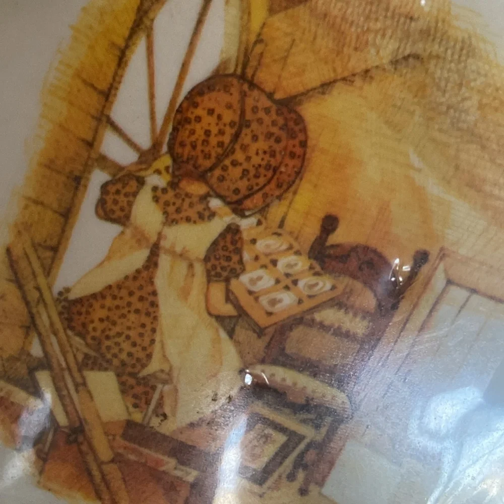 Holly Hobbie Collections Vintage 1974 Nothing Last Longer than a Happy Memory
